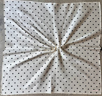 Dorthe scarf in polka dot